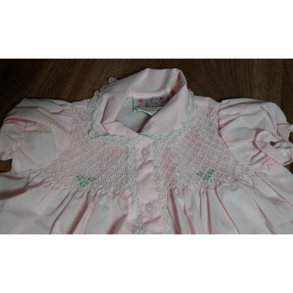 Vtg A Little Angel Baby Girl Pink Dress Smocked Buttoned Front Wide Hem 3-6 Mo - Picture 2 of 11